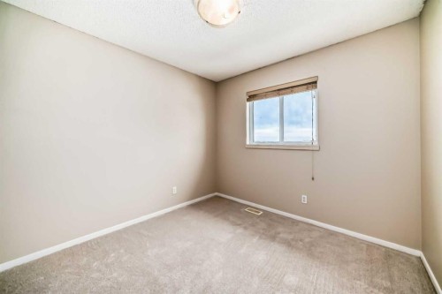 46 Panatella Hill Nw, Calgary, AB - Indoor Photo Showing Other Room