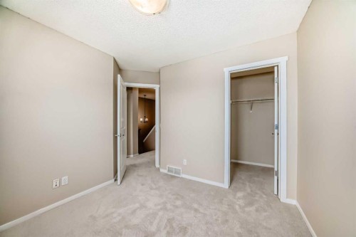 46 Panatella Hill Nw, Calgary, AB - Indoor Photo Showing Other Room