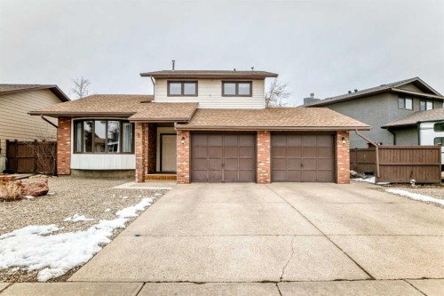 48 Parkwood Crescent  Strathmore, AB T1P 1H5