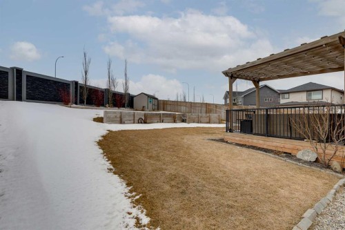 230 Nolanhurst Bay Nw, Calgary, AB - Outdoor