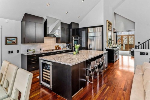 23 Spring Willow Way Sw, Calgary, AB - Indoor Photo Showing Kitchen With Upgraded Kitchen