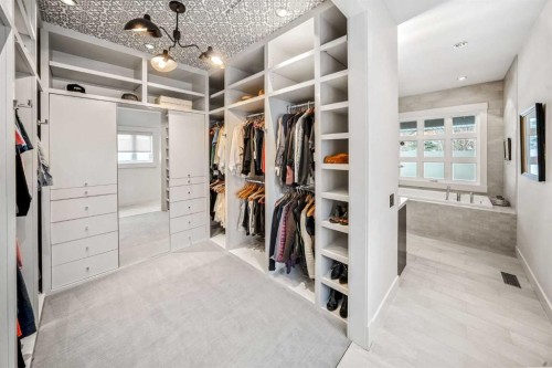 23 Spring Willow Way Sw, Calgary, AB - Indoor With Storage