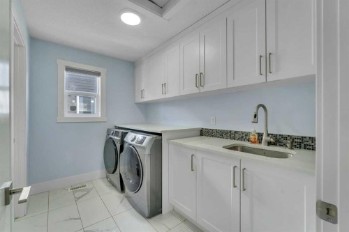 272 Aspenmere Way, Chestermere, AB - Indoor Photo Showing Laundry Room
