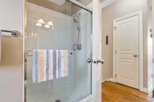 79 Tucker Circle, Okotoks, AB - Indoor Photo Showing Bathroom