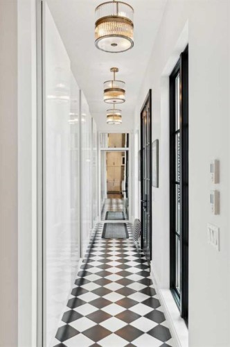 2814 14 Street Sw, Calgary, AB -  Photo Showing Other Room