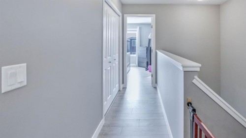 62 Corner Meadows Common Ne, Calgary, AB - Indoor Photo Showing Other Room