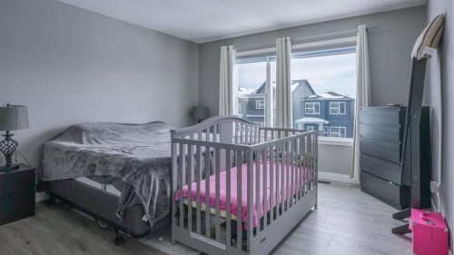 62 Corner Meadows Common Ne, Calgary, AB - Indoor Photo Showing Bedroom