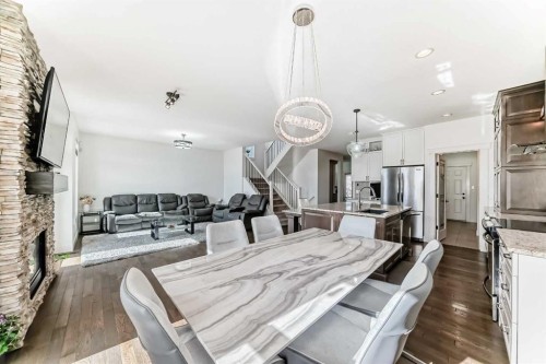322 Reunion Green Nw, Airdrie, AB - Indoor Photo Showing Dining Room