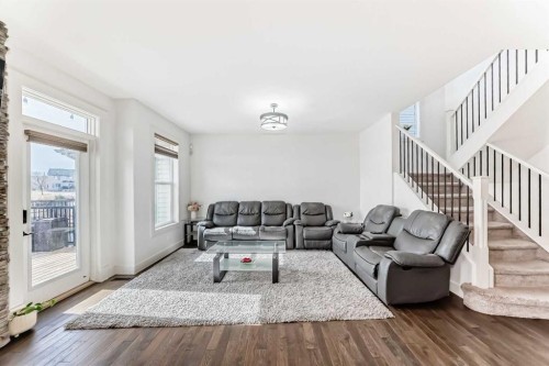 322 Reunion Green Nw, Airdrie, AB - Indoor Photo Showing Living Room