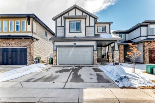 322 Reunion Green NW Airdrie, AB T4B 3W5