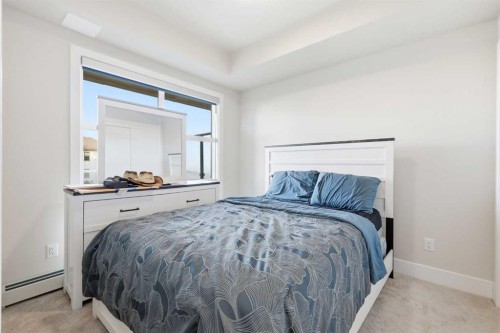 305-370 Dieppe Drive Sw, Calgary, AB - Indoor Photo Showing Bedroom