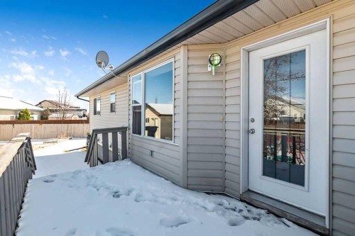 1724 4 Avenue Se, High River, AB - Outdoor With Exterior
