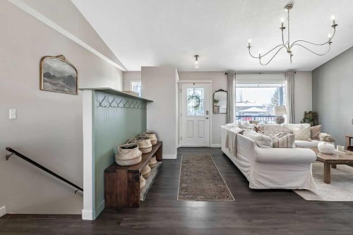 1724 4 Avenue Se, High River, AB - Indoor Photo Showing Other Room