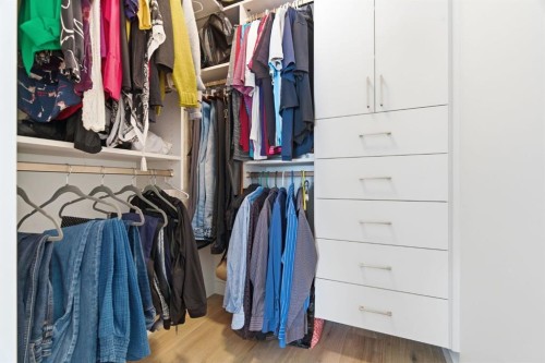 7306-1802 Mahogany Boulevard Se, Calgary, AB - Indoor With Storage