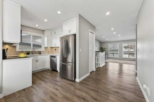 96 Templehill Drive Ne, Calgary, AB - Indoor Photo Showing Kitchen With Stainless Steel Kitchen With Upgraded Kitchen