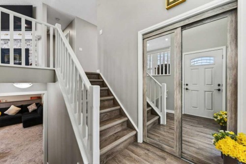 96 Templehill Drive Ne, Calgary, AB - Indoor Photo Showing Other Room