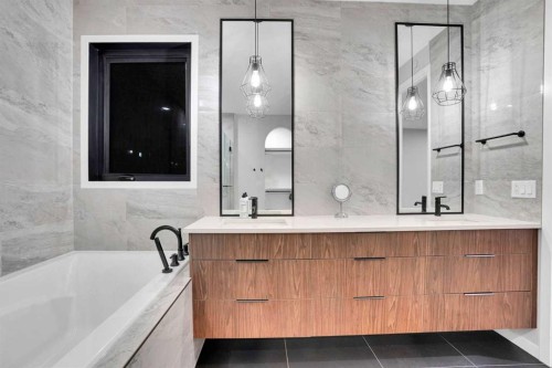 54 Calhoun Crescent Ne, Calgary, AB - Indoor Photo Showing Bathroom