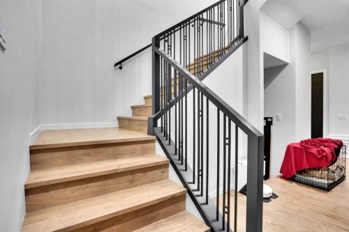 54 Calhoun Crescent Ne, Calgary, AB - Indoor Photo Showing Other Room