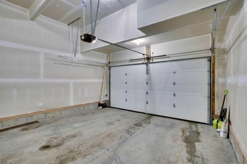 54 Calhoun Crescent Ne, Calgary, AB - Indoor Photo Showing Garage