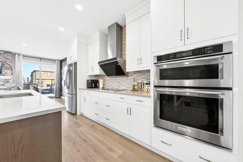 13 Cranbrook Close Se, Calgary, AB - Indoor Photo Showing Kitchen