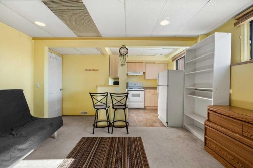 113 Ranch Glen Place Nw, Calgary, AB - Indoor Photo Showing Kitchen