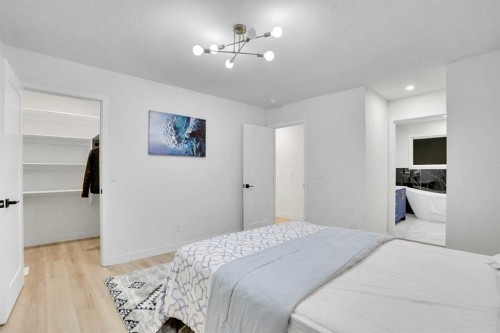 52 Franklin Drive Se, Calgary, AB - Indoor Photo Showing Bedroom