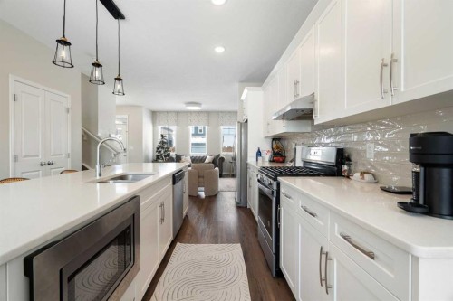 171 Chelsea Road, Chestermere, AB - Indoor Photo Showing Kitchen With Upgraded Kitchen