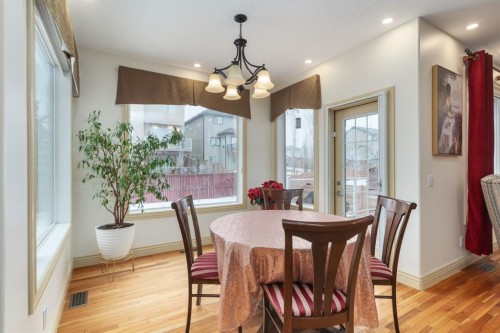 401 Marina Drive, Chestermere, AB - Indoor Photo Showing Dining Room