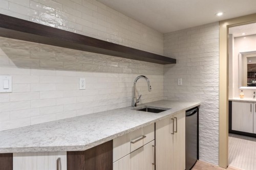 401 Marina Drive, Chestermere, AB - Indoor Photo Showing Kitchen