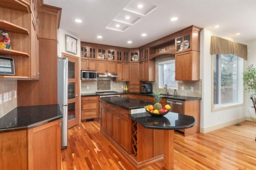 401 Marina Drive, Chestermere, AB - Indoor Photo Showing Kitchen