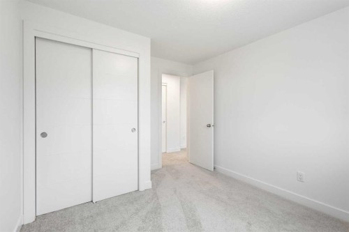 54-2117 81St Street Sw, Calgary, AB - Indoor Photo Showing Other Room