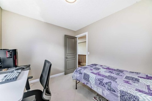 146 Scenic View Close, Calgary, AB - Indoor Photo Showing Bedroom