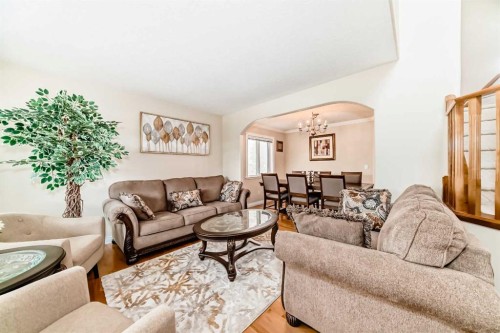 146 Scenic View Close, Calgary, AB - Indoor Photo Showing Living Room