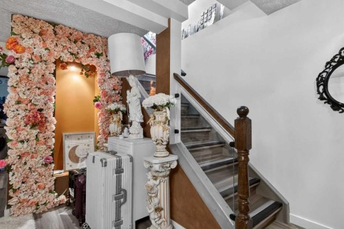 44 Applecroft Road Se, Calgary, AB - Indoor Photo Showing Other Room