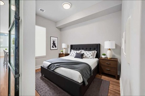 538-222 Riverfront Avenue Sw, Calgary, AB - Indoor Photo Showing Bedroom