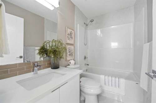 101 Ranch Rise, Strathmore, AB - Indoor Photo Showing Bathroom