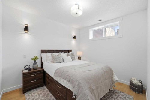 101 Ranch Rise, Strathmore, AB - Indoor Photo Showing Bedroom