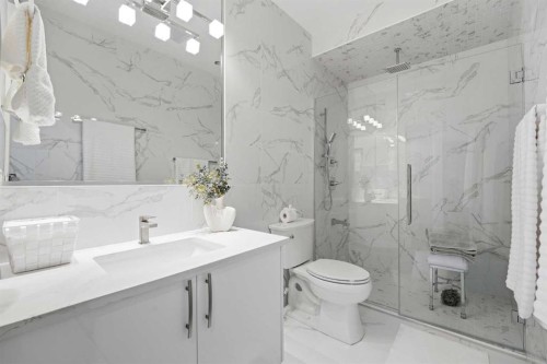 101 Ranch Rise, Strathmore, AB - Indoor Photo Showing Bathroom