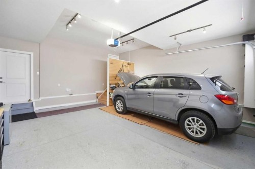 101 Ranch Rise, Strathmore, AB - Indoor Photo Showing Garage