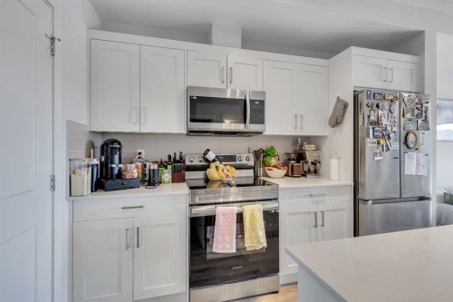 104-30 Sage Hill Walk Nw, Calgary, AB - Indoor Photo Showing Kitchen