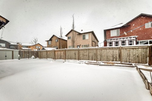 76 Saddlelake Green Ne, Calgary, AB - Outdoor