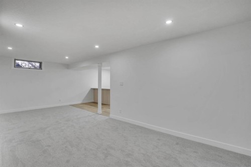 708 Sacramento Place Sw, Calgary, AB - Indoor