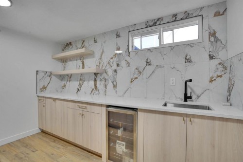 708 Sacramento Place Sw, Calgary, AB - Indoor Photo Showing Other Room