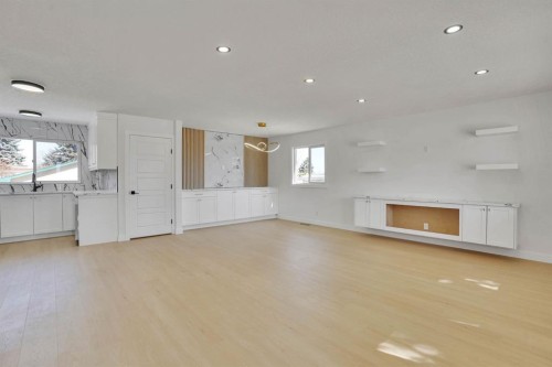 708 Sacramento Place Sw, Calgary, AB - Indoor