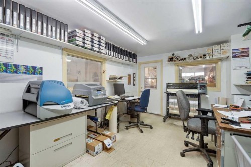 4948 54Th Avenue, Red Deer, AB 