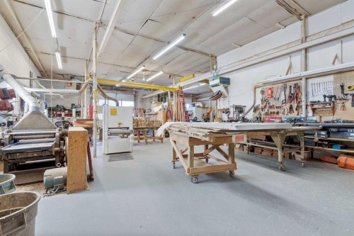 4948 54Th Avenue, Red Deer, AB 