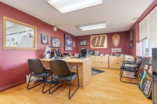 4948 54Th Avenue, Red Deer, AB 