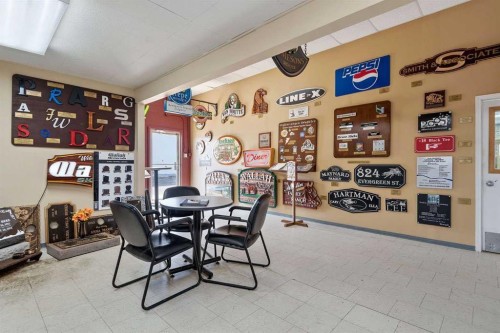 4948 54Th Avenue, Red Deer, AB 