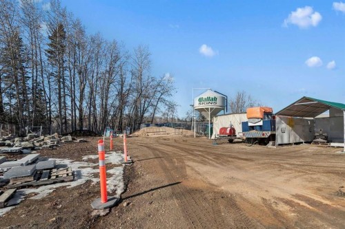 4948 54Th Avenue, Red Deer, AB 