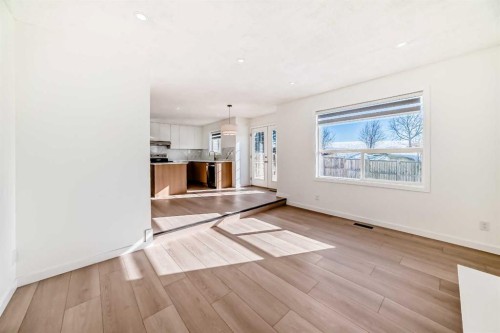 6 Arbour Stone Rise Nw, Calgary, AB - Indoor Photo Showing Other Room